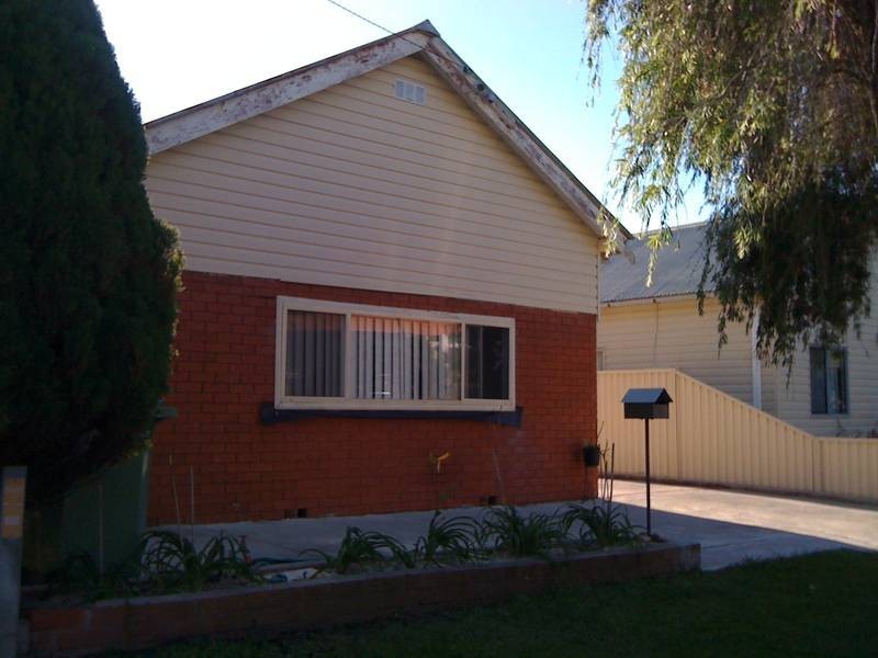 43 Oakland Ave, The Entrance NSW 2261