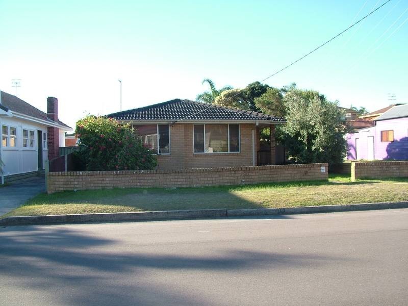 14 Hargraves Street, The Entrance North NSW 2261
