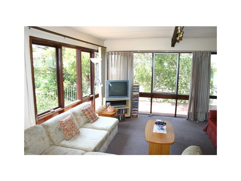 2 Lord Street, Shelly Beach NSW 2261