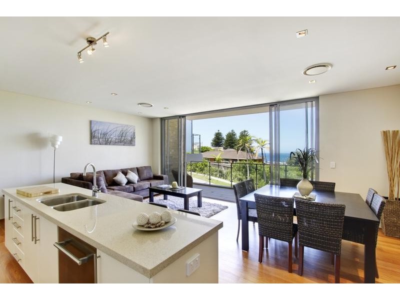 Blue Bay NSW 2261