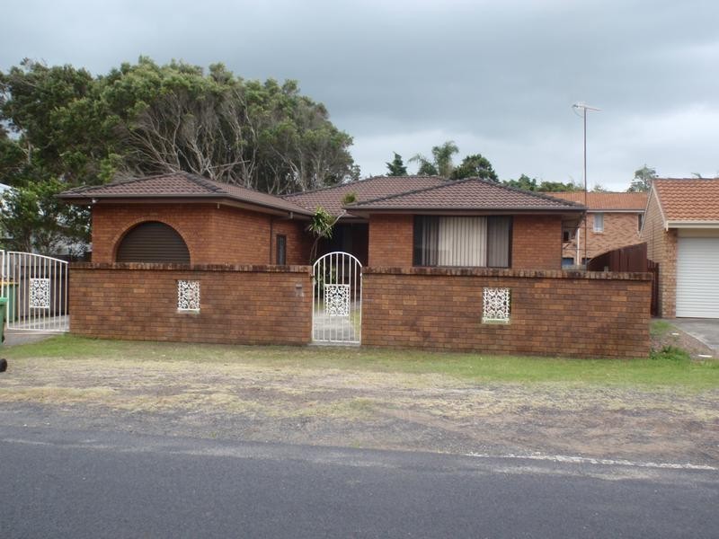 7 Bundarra Ave, Wamberal NSW 2260