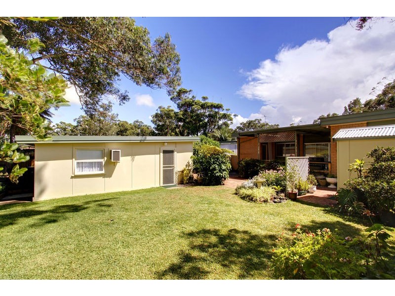 Bateau Bay NSW 2261