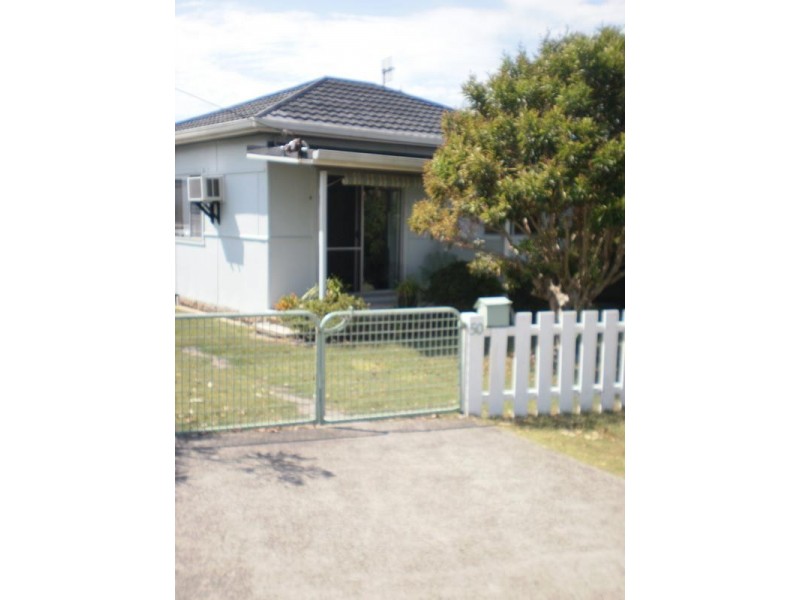 50 Bay Road, Blue Bay NSW 2261