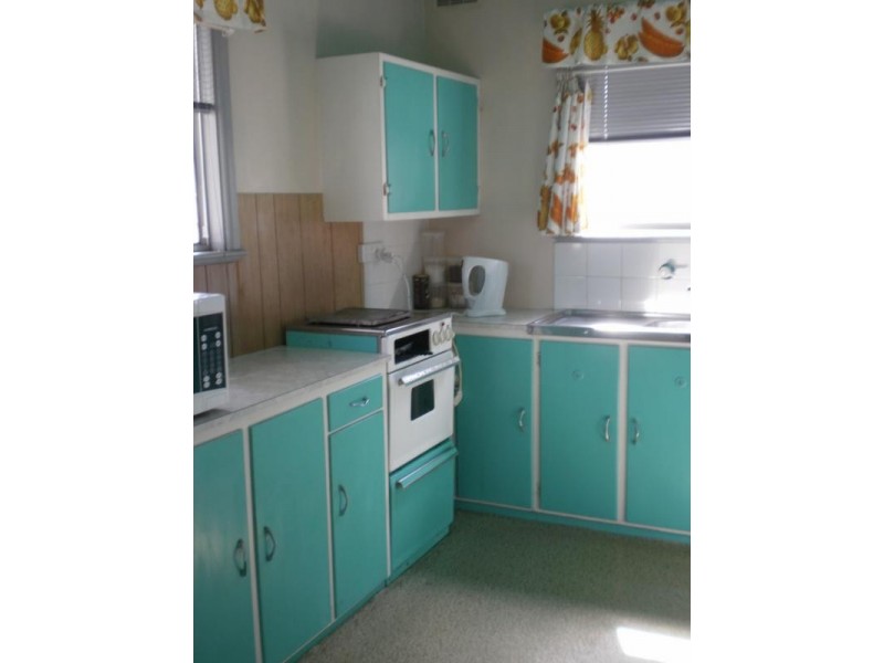 50 Bay Road, Blue Bay NSW 2261