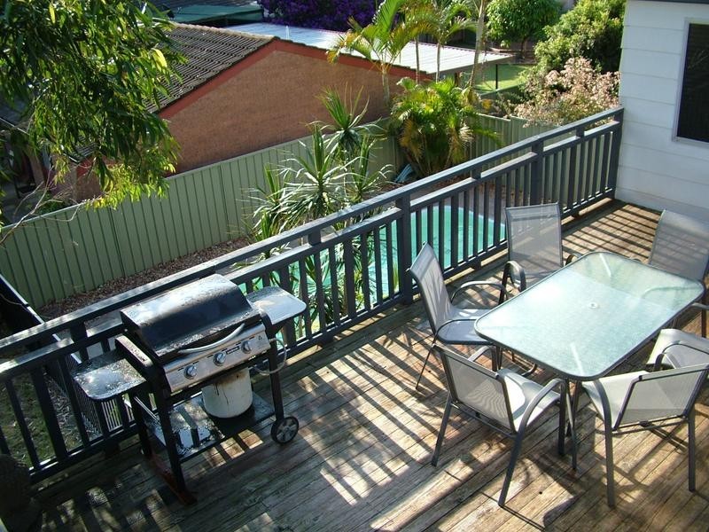 8 Ronda Cl, Berkeley Vale NSW 2261