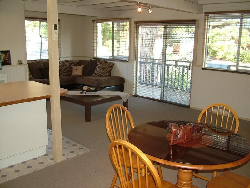 8 Ronda Cl, Berkeley Vale NSW 2261