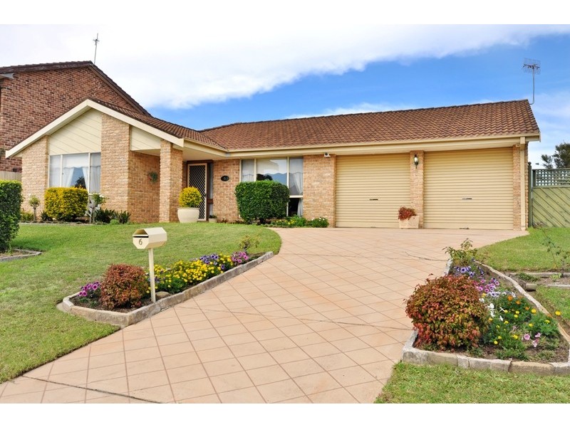 6 Borrodale Ave, Bateau Bay NSW 2261