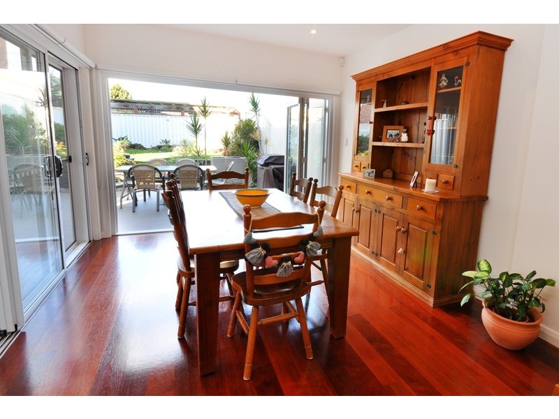 90A Bay Rd, Blue Bay NSW 2261