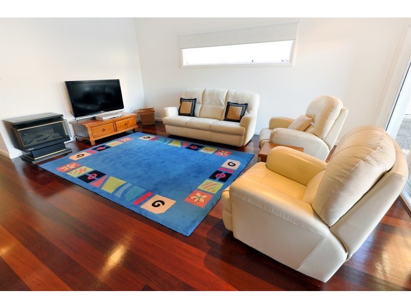 90A Bay Rd, Blue Bay NSW 2261
