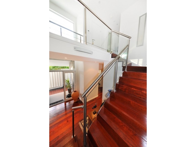 90A Bay Rd, Blue Bay NSW 2261