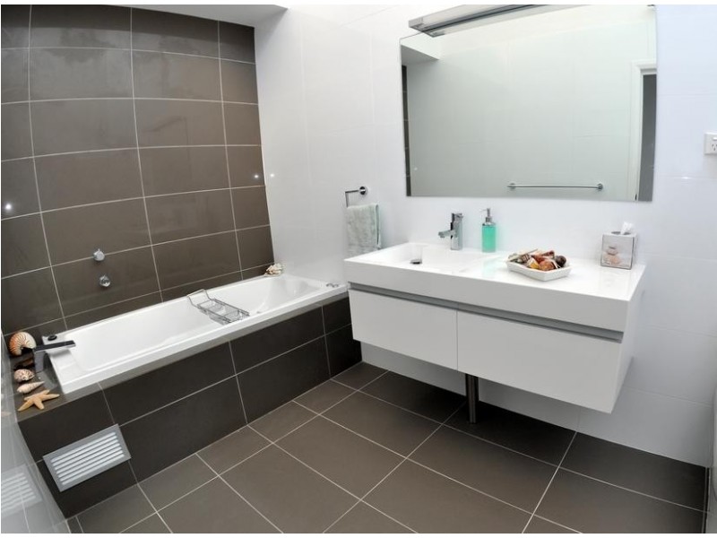 90A Bay Road, Blue Bay NSW 2261