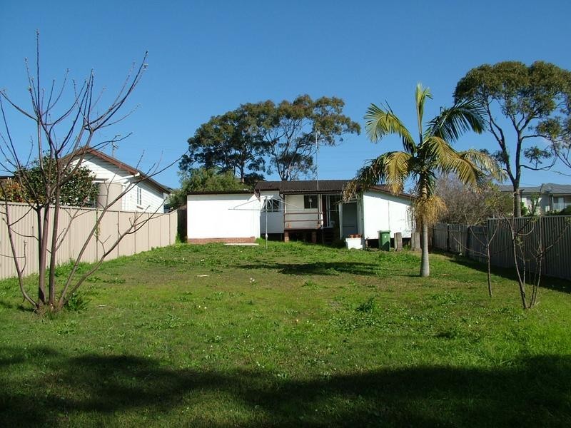 18 Anzac Road, Long Jetty NSW 2261