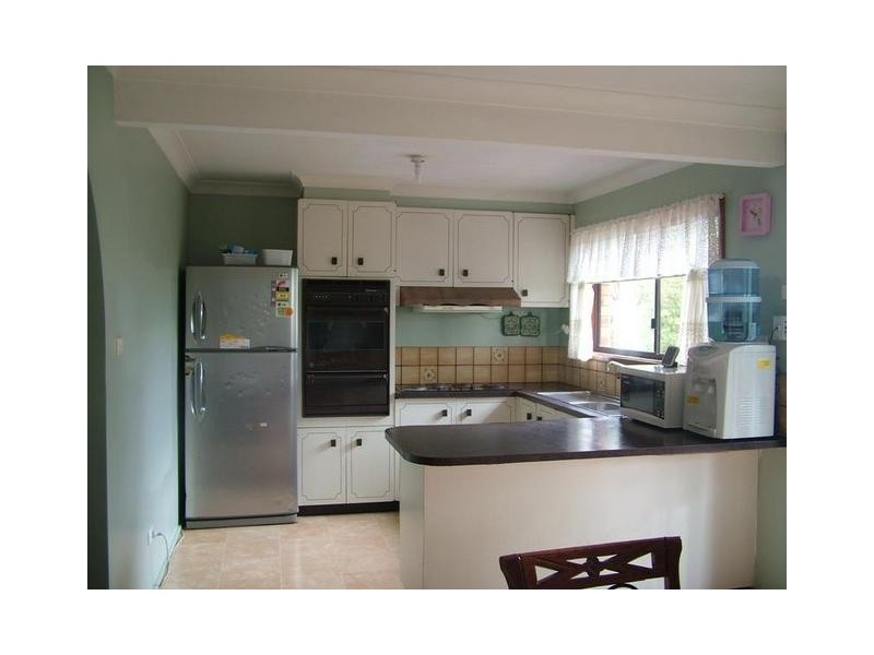 71 Wyong Rd, Berkeley Vale NSW 2261