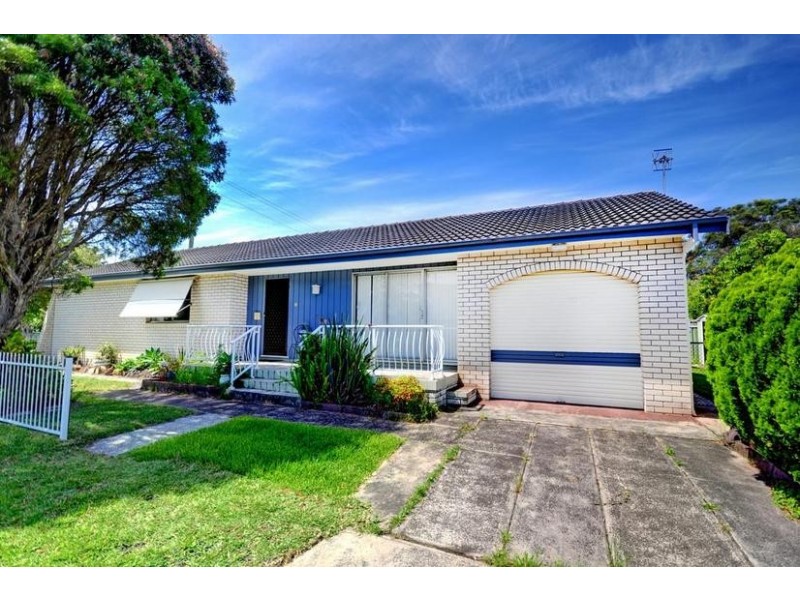 17 Graham St, Long Jetty NSW 2261