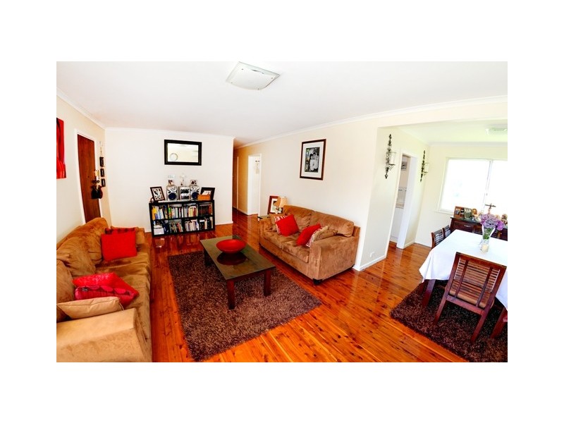 17 Graham St, Long Jetty NSW 2261