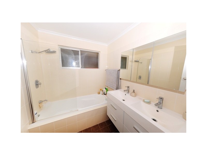 17 Graham St, Long Jetty NSW 2261