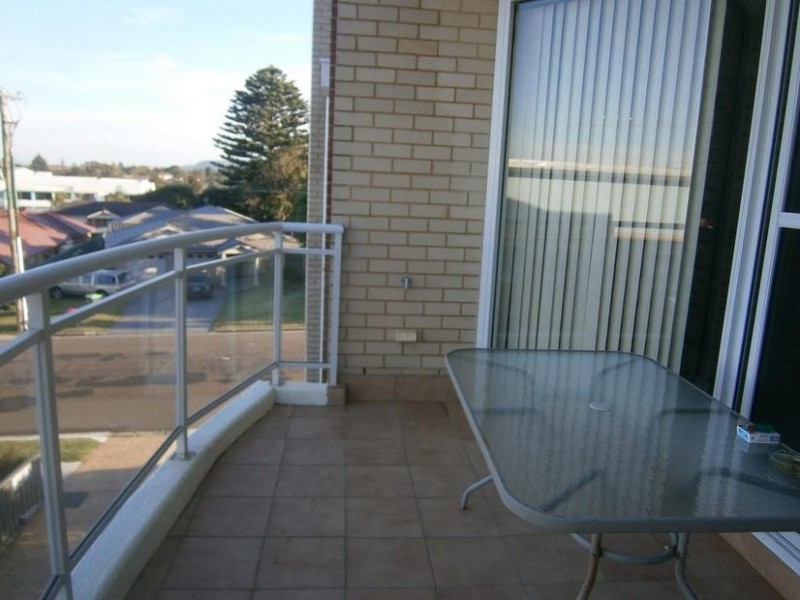 22/2 Boondilla road, The Entrance NSW 2261