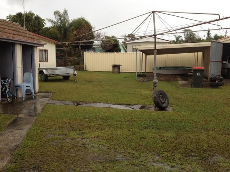 35 Farrar Road, Killarney Vale NSW 2261