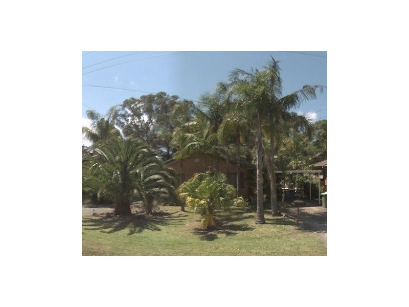 39 Blenheim Ave, Berkeley Vale NSW 2261