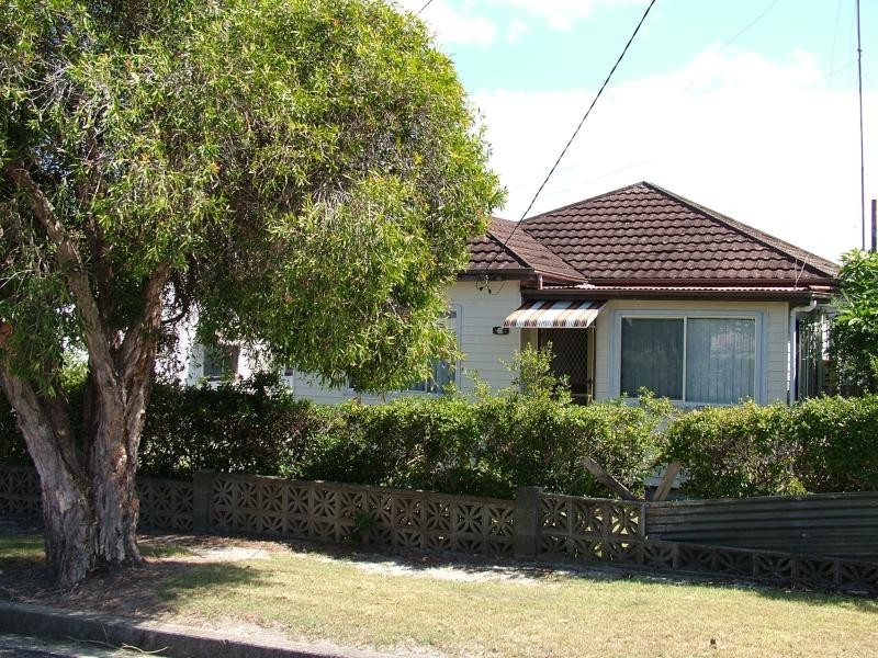 6 Lynwood AVENUE, The Entrance NSW 2261