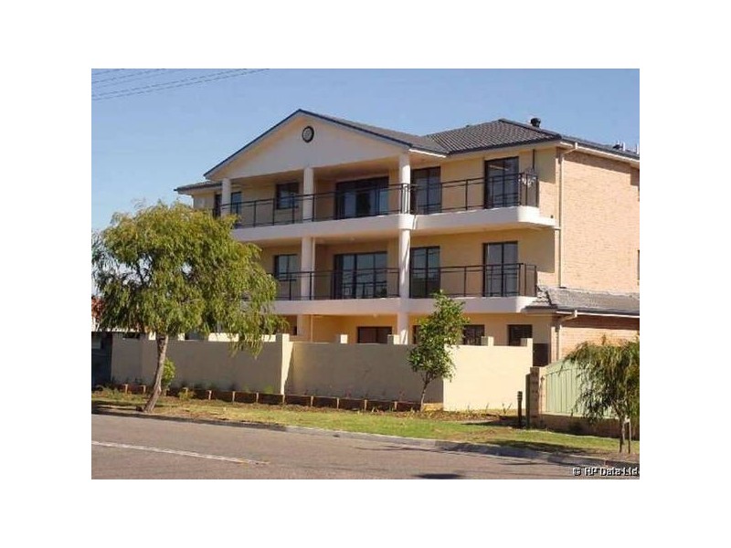 2/79-81 Oakland Avenue, The Entrance NSW 2261