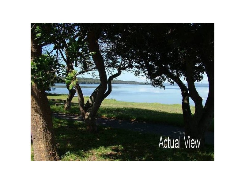 16 Beach Parade, Canton Beach NSW 2263