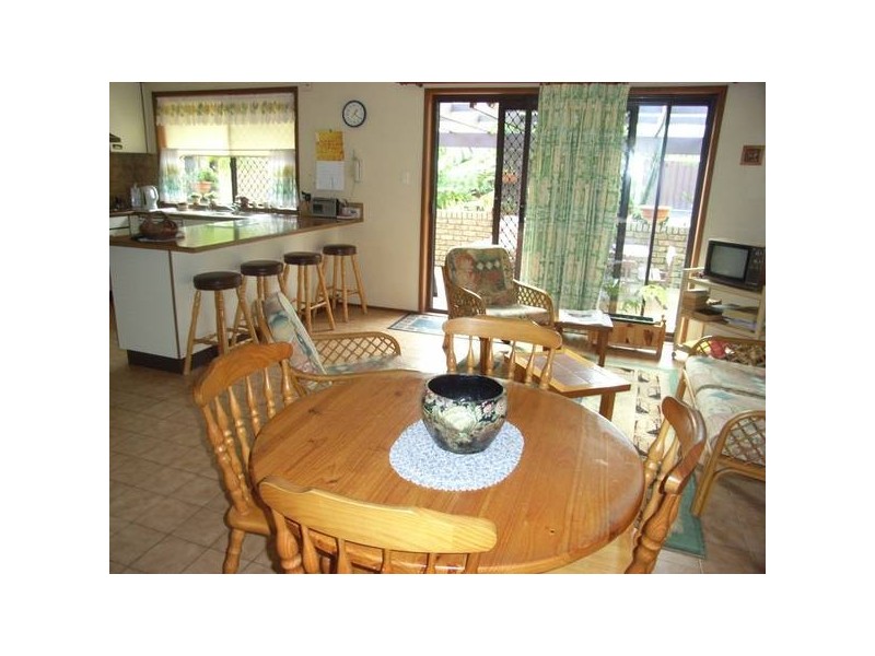 Bateau Bay NSW 2261