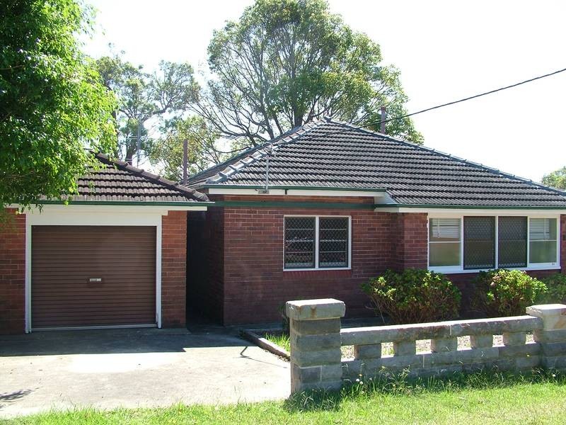 31 Trelawny Street, Killarney Vale NSW 2261