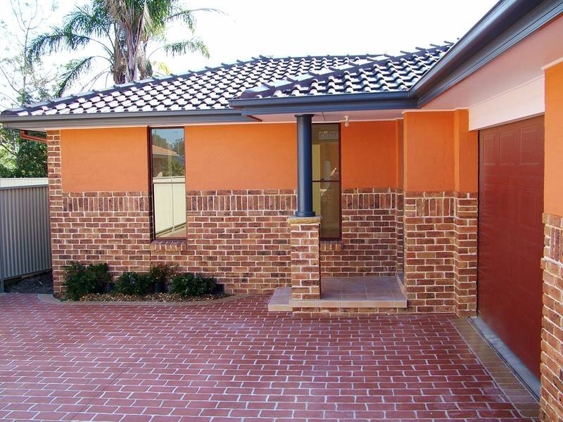 2/5 Naelcm Ave, Killarney Vale NSW 2261