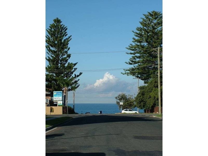 2/54 Boondilla Road, Blue Bay NSW 2261