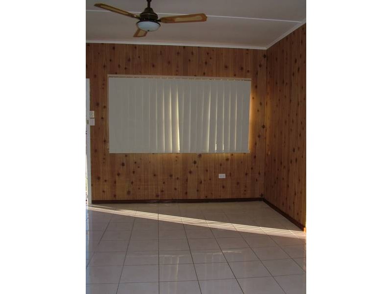 2/3 Watkins Street, Long Jetty NSW 2261