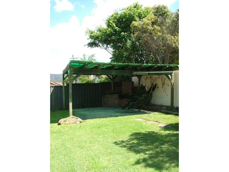 2 Zora Place, Bateau Bay NSW 2261