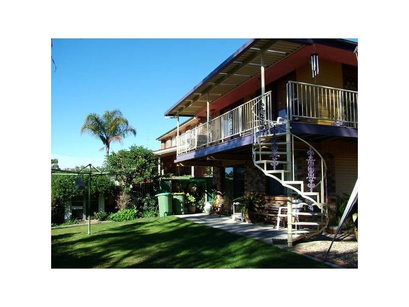 Bateau Bay NSW 2261
