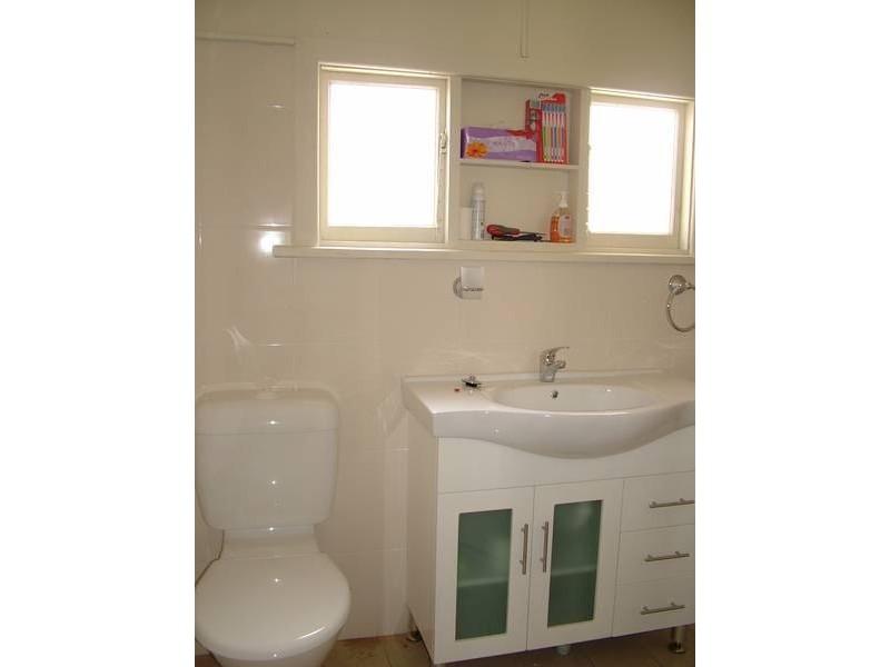 11 Kulgoa St, Blue Bay NSW 2261