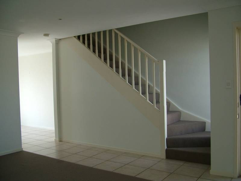 2/7 Yethonga Street, Blue Bay NSW 2261