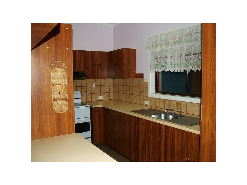 35 Flinders, Killarney Vale NSW 2261