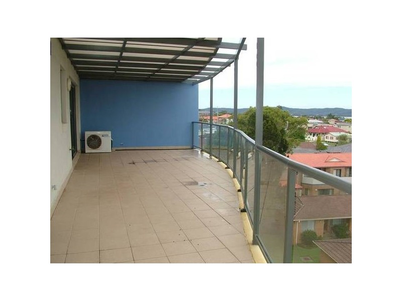 605/1-9 Torrens Ave, The Entrance NSW 2261
