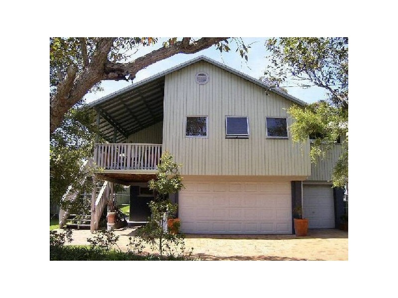 50 Bias Ave, Bateau Bay NSW 2261