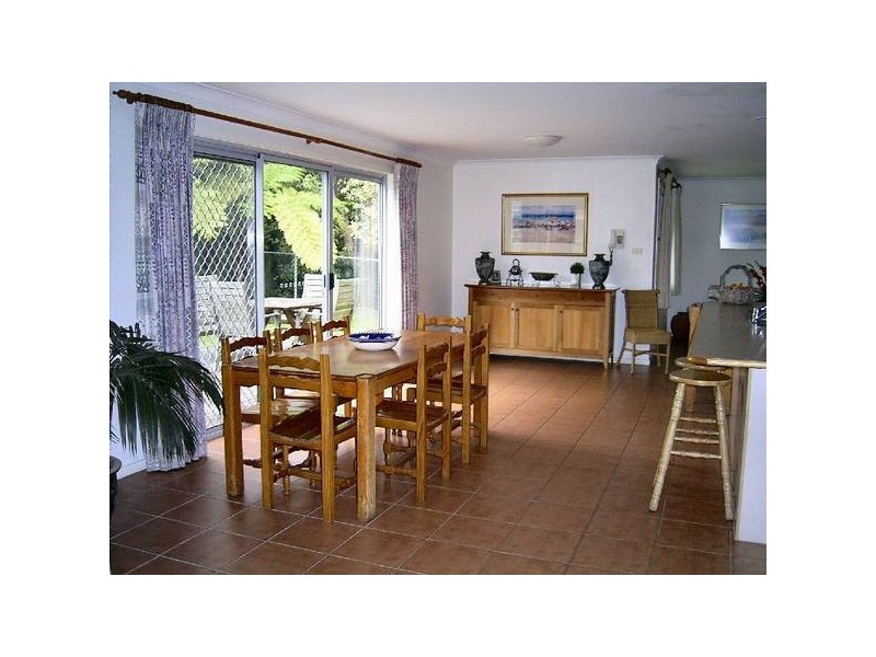 50 Bias Ave, Bateau Bay NSW 2261