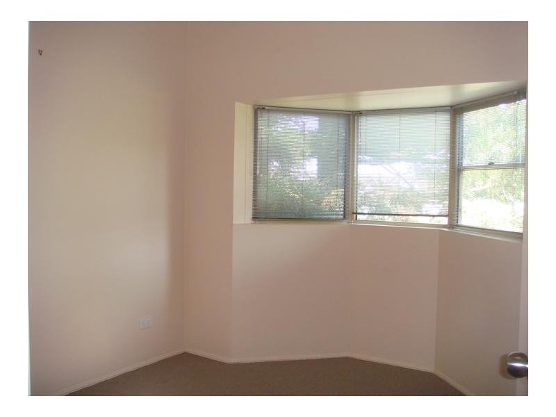11/15 Clarence Road, Indooroopilly QLD 4068