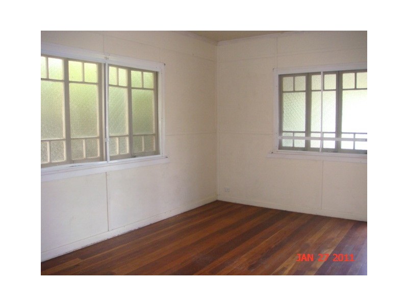 27 Armadale Street, St Lucia QLD 4067