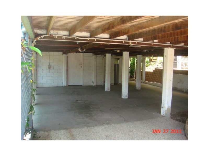 27 Armadale Street, St Lucia QLD 4067