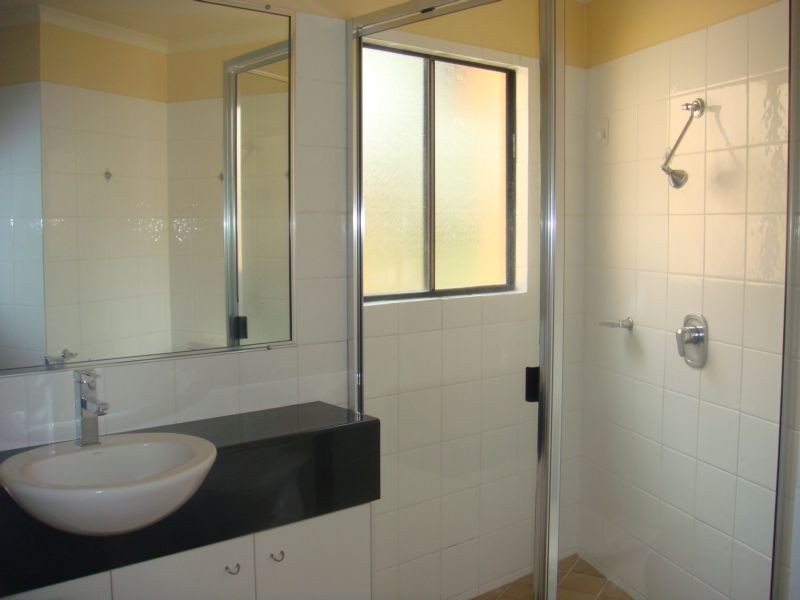 5/260 Sir Fred Schonell Drive, St Lucia QLD 4067