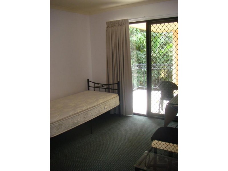 5/260 Sir Fred Schonell Drive, St Lucia QLD 4067