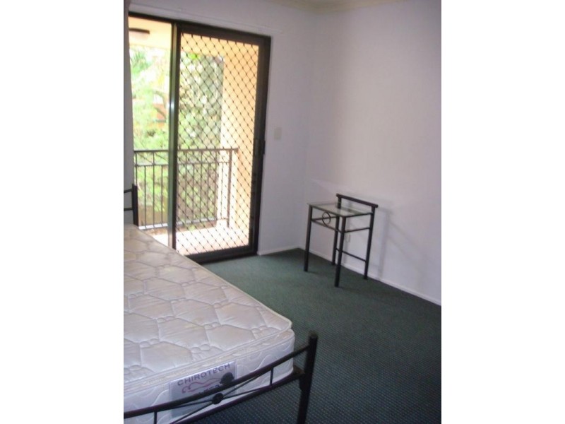 5/260 Sir Fred Schonell Drive, St Lucia QLD 4067