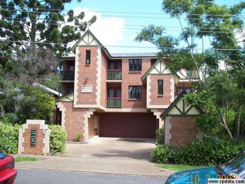 2/119 Munro Street, St Lucia QLD 4067