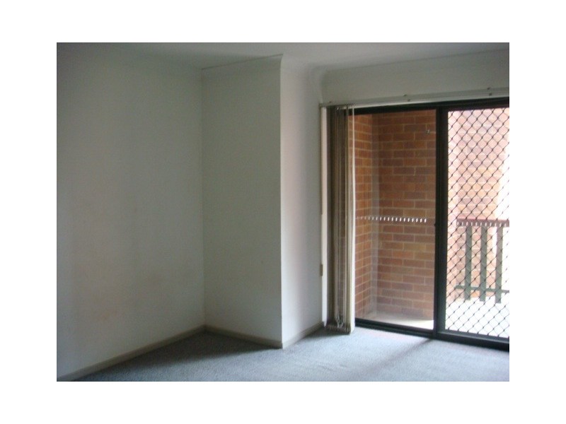 2/119 Munro Street, St Lucia QLD 4067