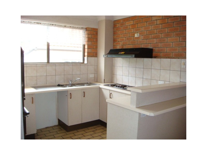 3/237 Sir Fred Schonell Drive, St Lucia QLD 4067