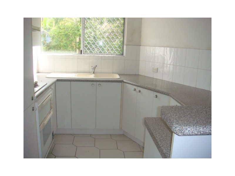 4/120 Indooroopilly Road, Taringa QLD 4068