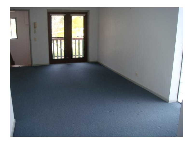 4/119 Munro Street, St Lucia QLD 4067